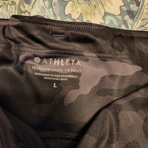 Athleta cammo leggings